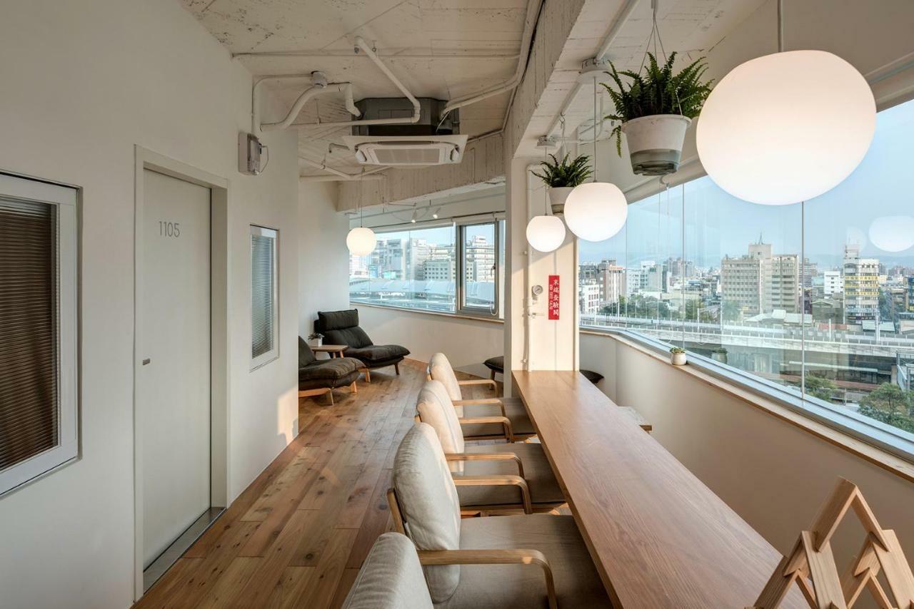 Norden Ruder Hostel Taichung Esterno foto